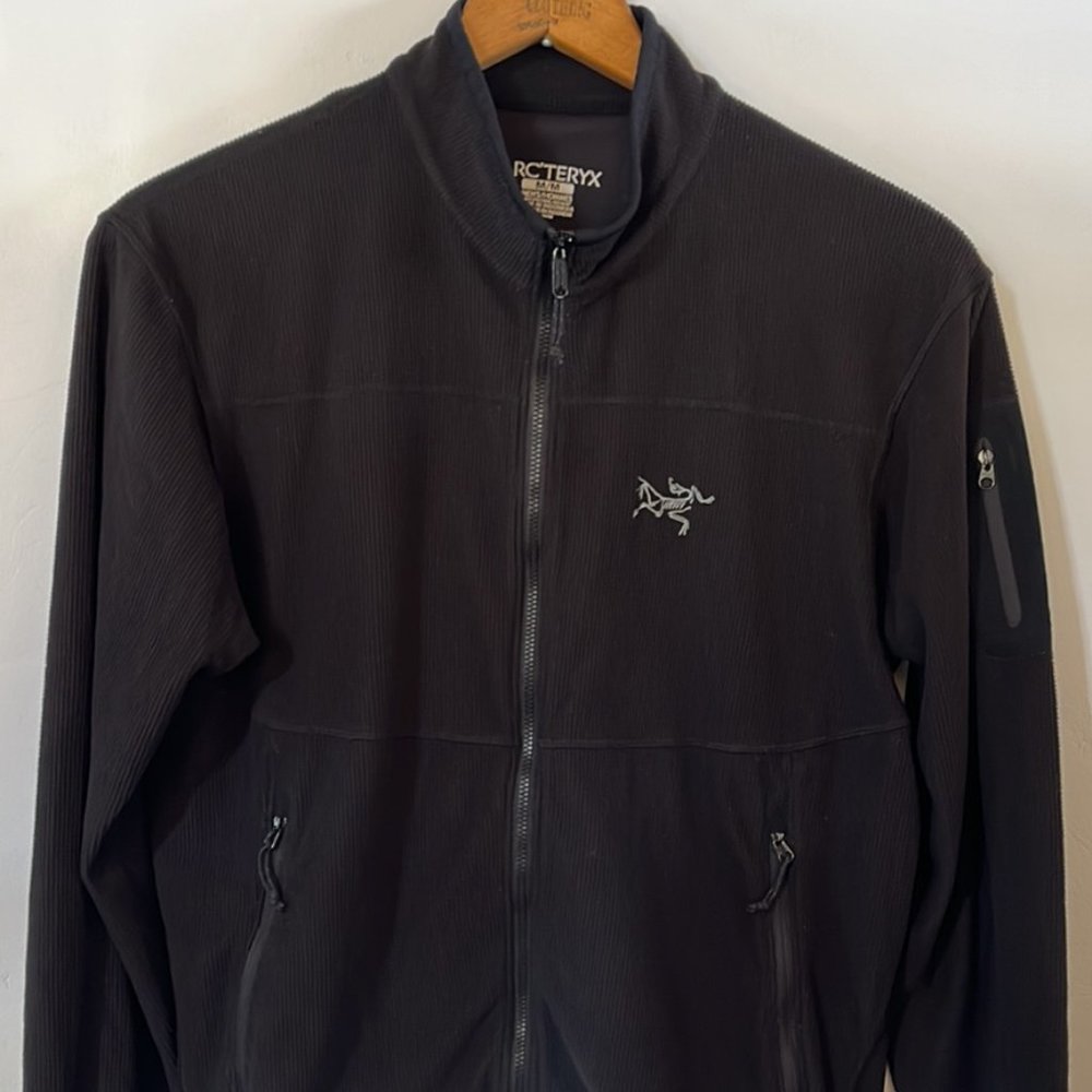 Arc'teryx Delta LT Men's Medium fleece full-zip jacket, excellent condition